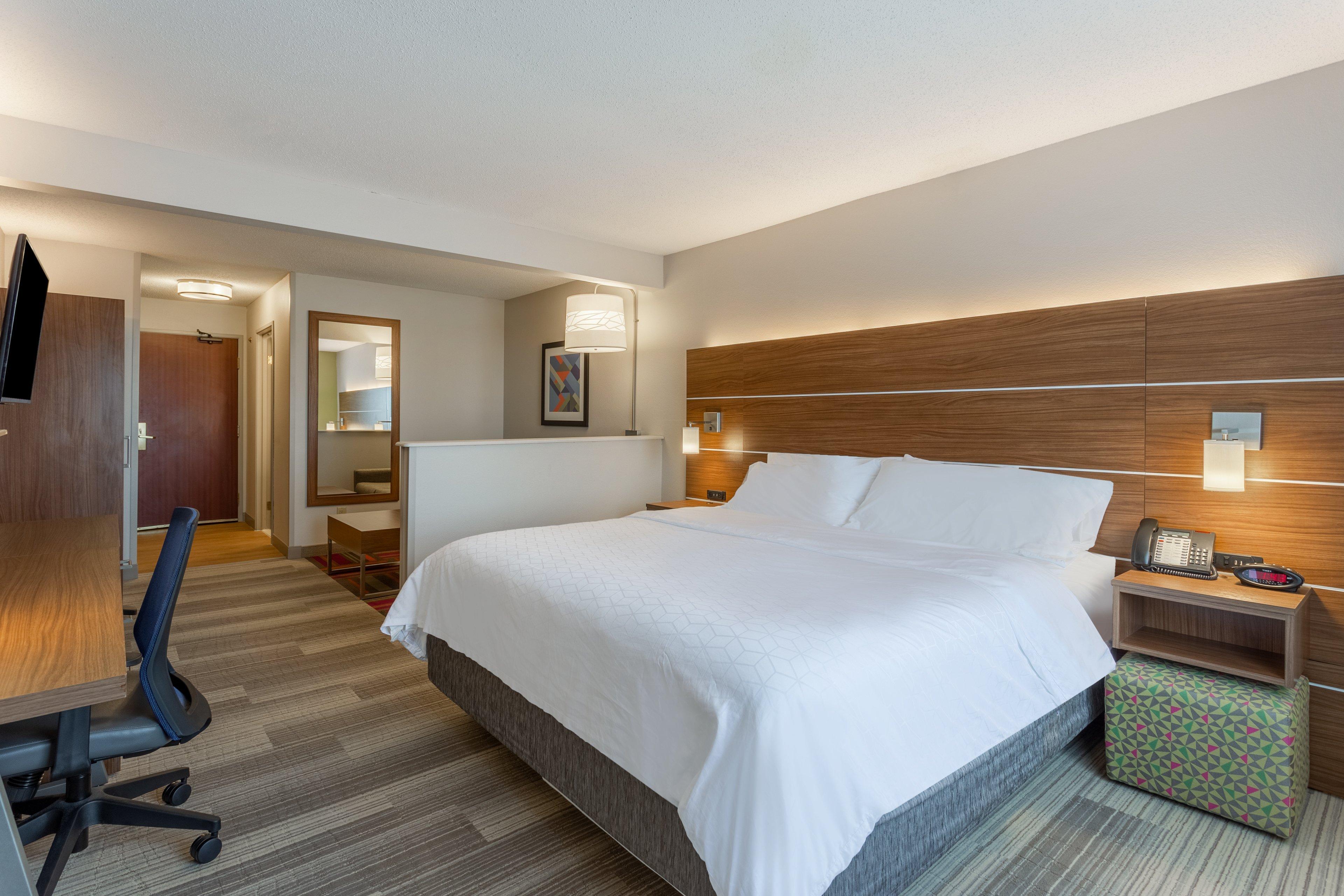 Holiday Inn Express Hotel & Suites Burlington By Ihg Luaran gambar