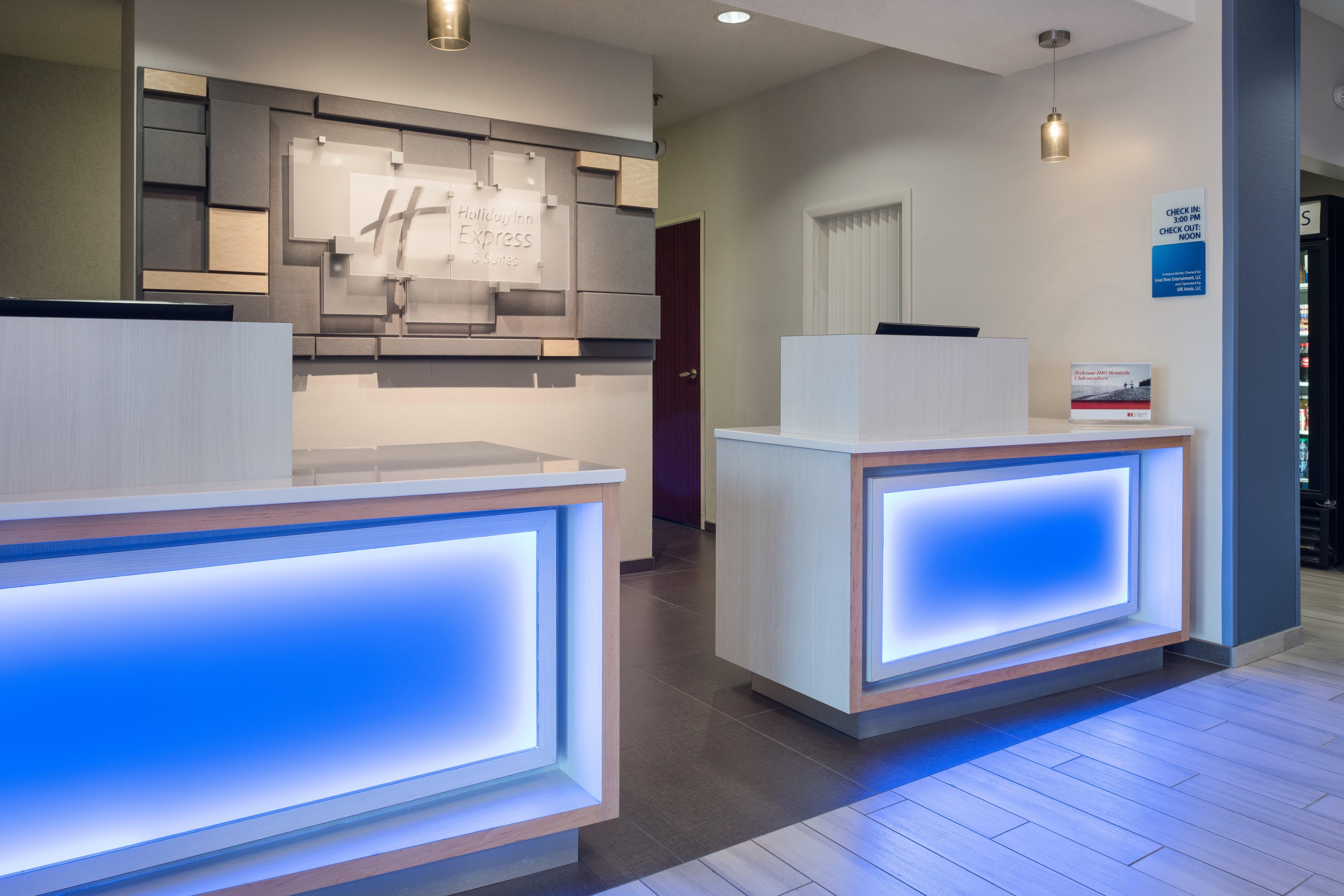 Holiday Inn Express Hotel & Suites Burlington By Ihg Luaran gambar