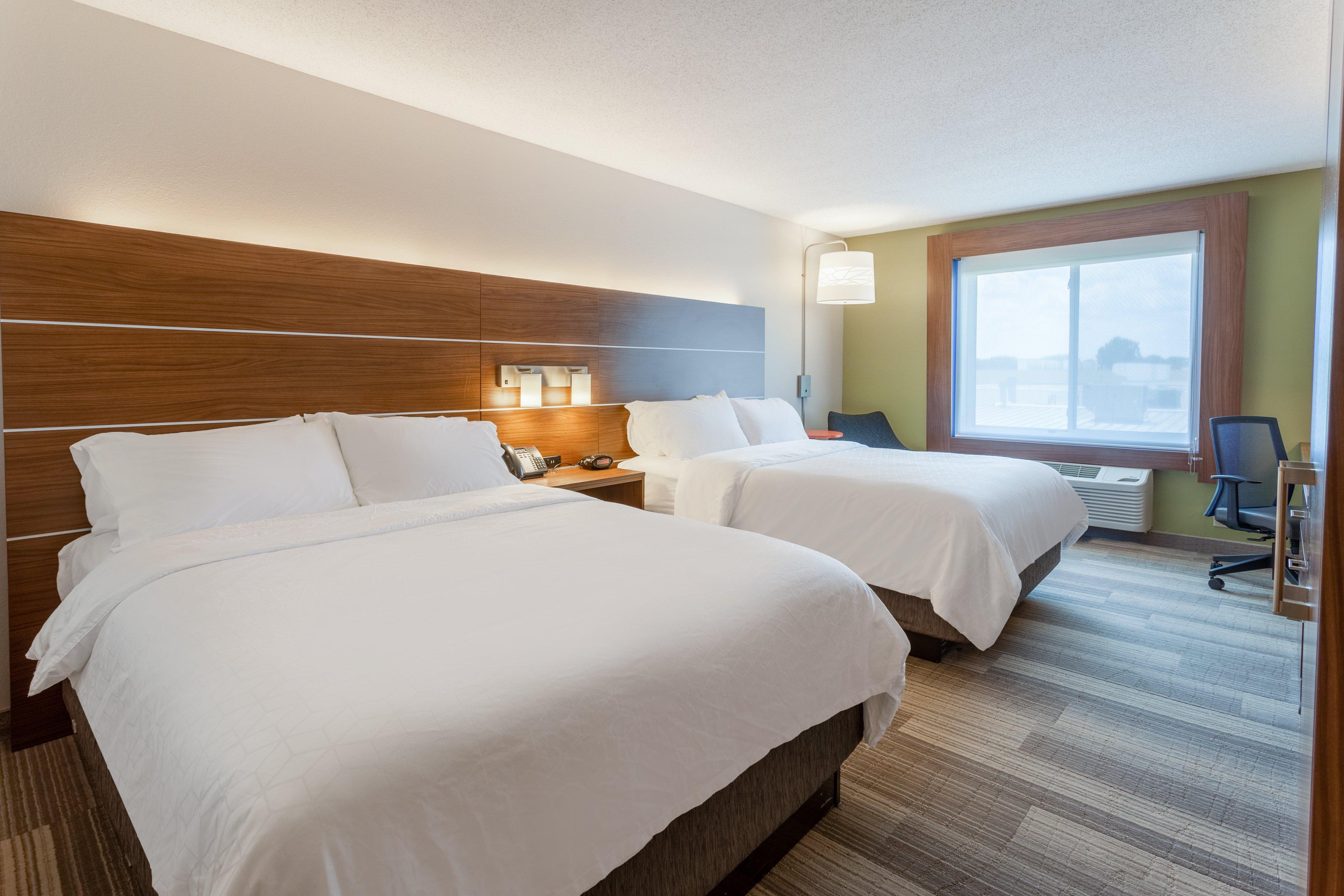 Holiday Inn Express Hotel & Suites Burlington By Ihg Luaran gambar